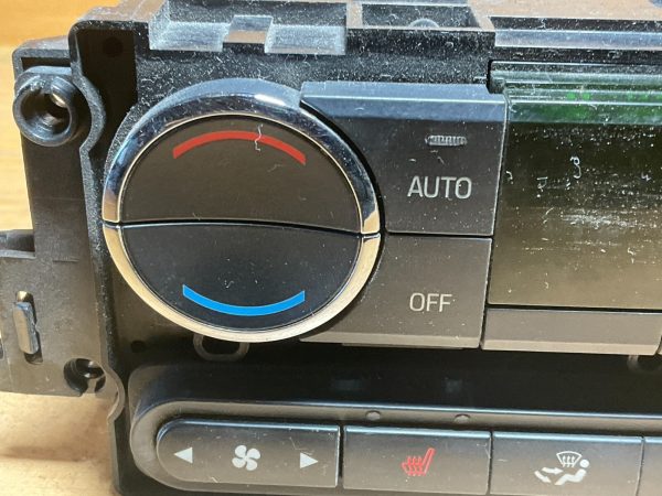 2007-2010 Ford Edge Dual Climate Control Temperature Unit 8T43-18C612-AE - Image 3
