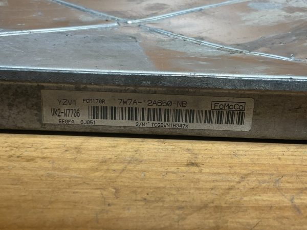 2007 Ford Crown Victoria Engine Computer Module ECM ECU OEM  7W7A-12A650-NB - Image 3