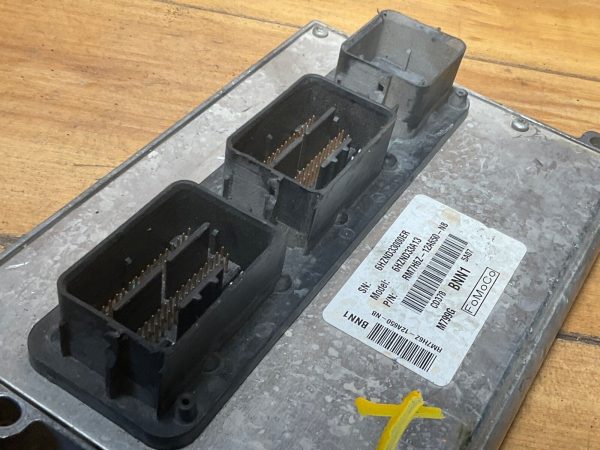 2007 Ford Fusion Engine Computer Module ECM ECU RM7H6Z-12A650-NB - Image 6