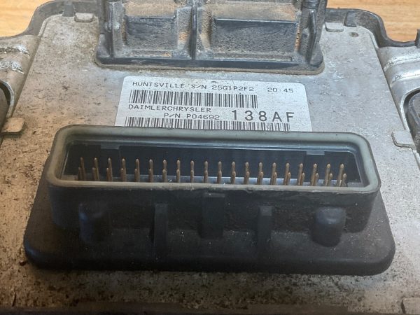 2007 Jeep Grand Cherokee 3.7L Front Body Control Module 04692138AF - Image 4