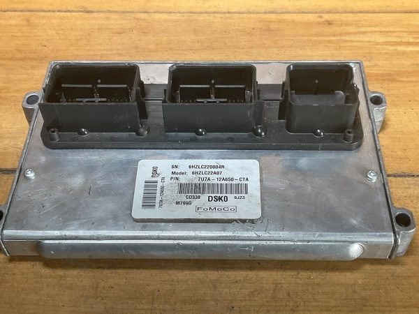 2007 Mercury Milan 2.3L Engine Computer Module ECU ECM 7U7A-12A650-CTA