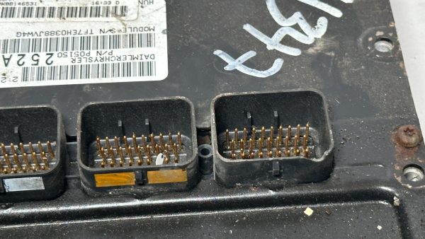 2008 08 CARAVAN TOWN & COUNTRY 3.8L ECU ECM PCM ENGINE COMPUTER 68044555AA - Image 4