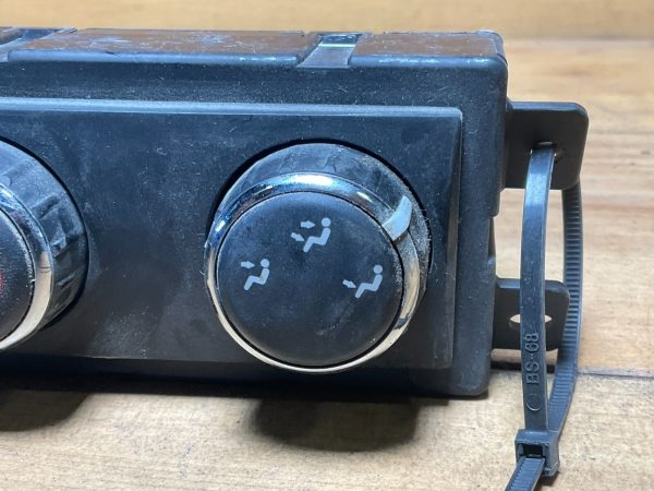 2008-2012 Dodge Grand Caravan Rear Climate Control Temperature Unit 55111810AD - Image 5