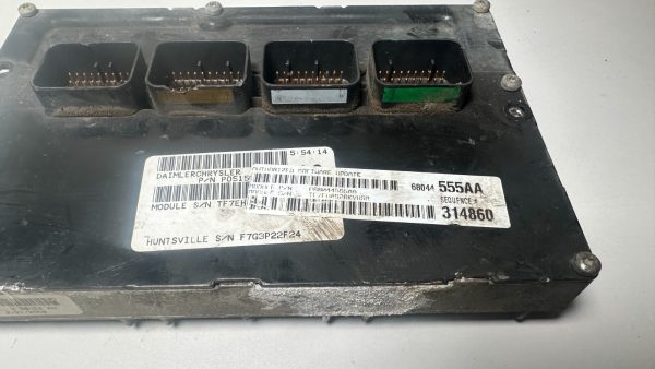 2008 Caravan 3.8L Engine computer P68044555AA OEM - Image 4