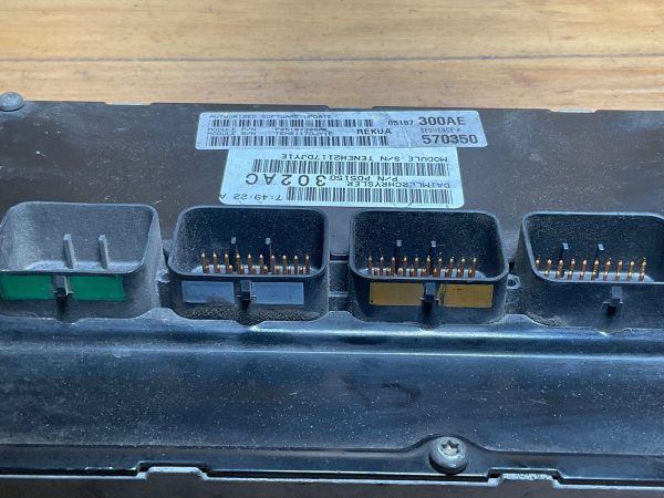 2008 Jeep Grand Cherokee Engine Computer Module ECM ECU OEM 05187300AE - Image 4