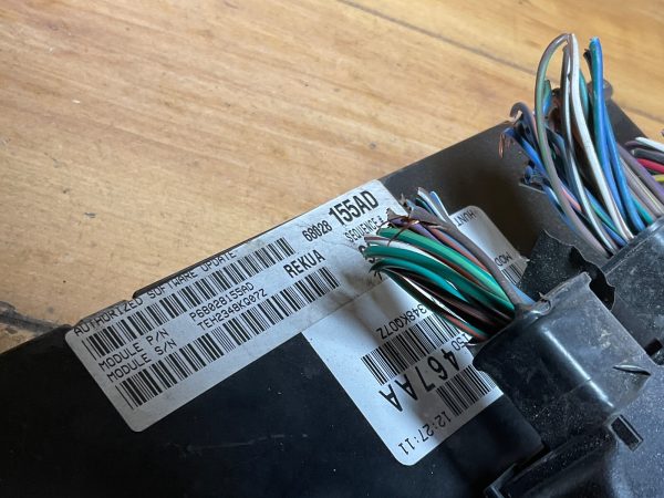2009-10 Jeep Grand Cherokee 3.7 Engine Computer Module  ECU ECM 68028155AD - Image 5