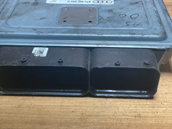 2009-2010 AUDI A4  Engine Computer Module ECU ECM OEM 8T0907559G - Image 4