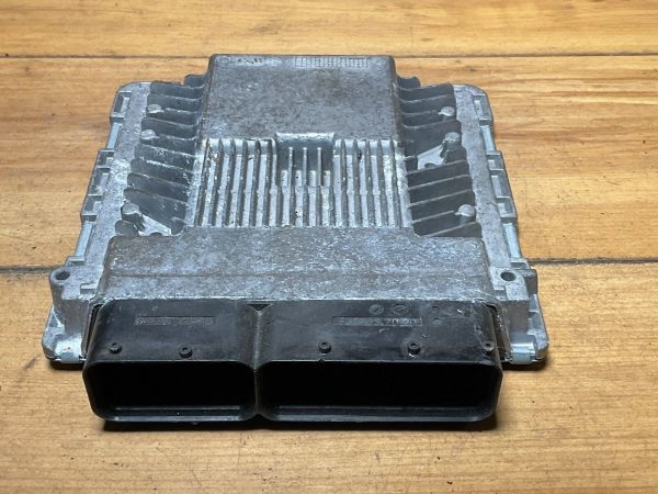 2009-2011 Audi A6  Engine Computer Module ECU ECM 4F1 910 551 D