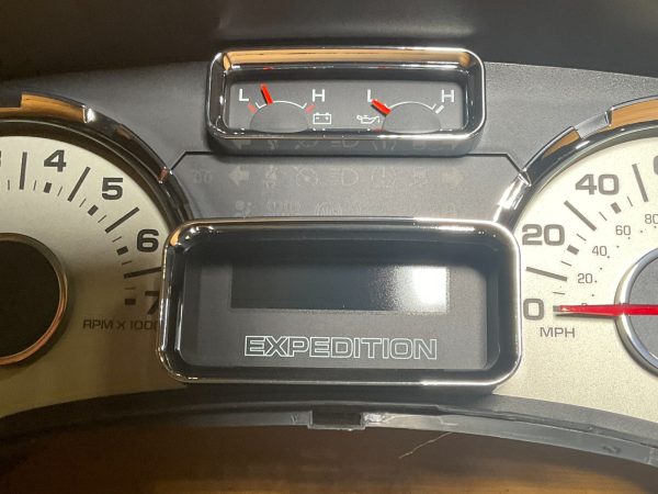 2009 Ford Expedition Speedometer Instrument Cluster OEM 9L1T-10849-GD - Image 4
