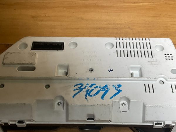 2009 Pontiac Vibe Speedometer Gauge Cluster 97k Miles 83800-01330 - Image 7