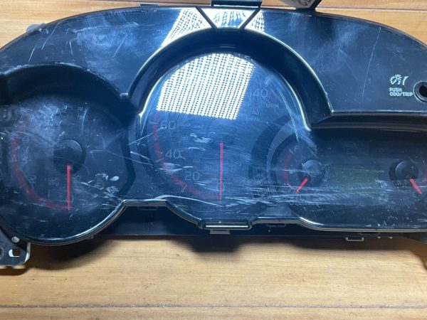 2009 Pontiac Vibe Speedometer Gauge Cluster 97k Miles 83800-01330