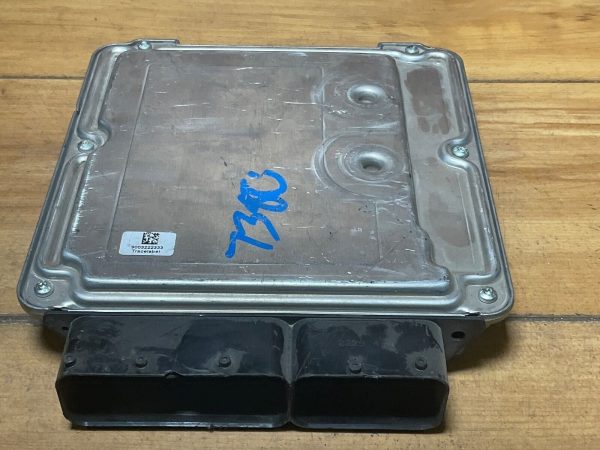 2010-2010 Audi A4 Engine Computer Module ECM ECU 8k2 907 115 - Image 4