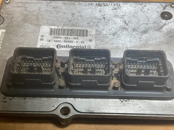 2010-2011 Acura TL Engine Computer Module ECM ECU OEM 37820-RK1-A63 - Image 3