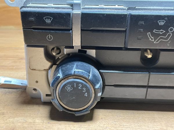 2010 Ford F-150 A/C Temperature  Heater Climate Control OEM AL34-19980-AF - Image 3