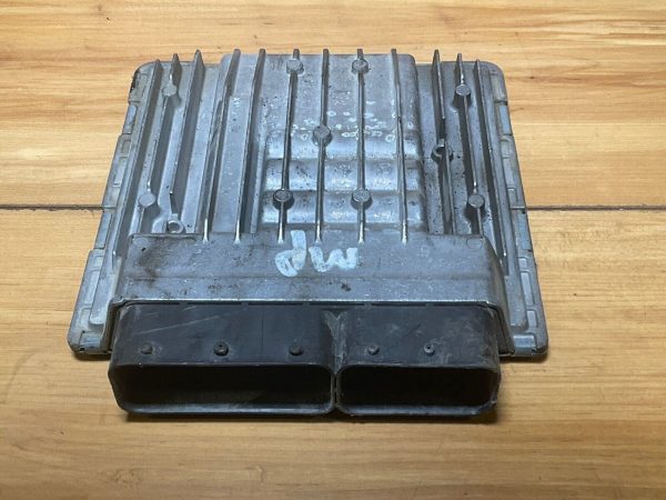 2011-13 BMW 323I 328I  Engine Computer Module  ECU ECM  7 624 052