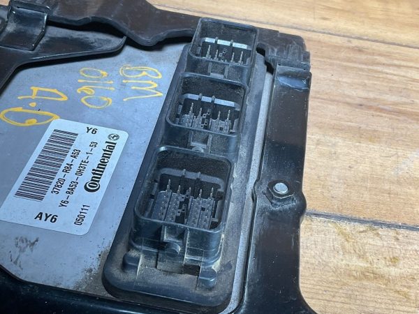 2011-2012 Honda Accord Engine Computer Module ECM ECU 37820-R84-A53 - Image 5