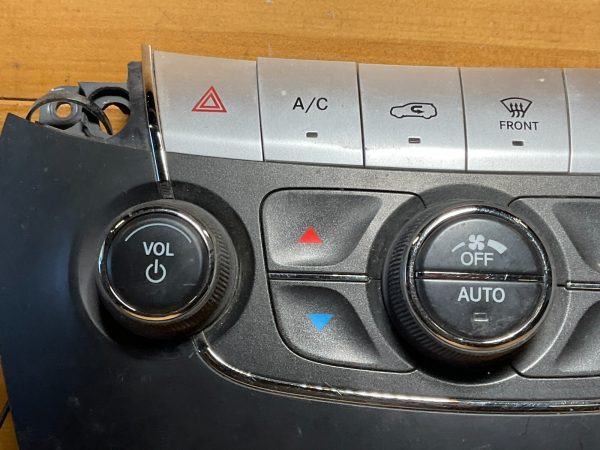 2011-2013 Dodge Journey Climate Control Temperature Unit OEM 1WX111X9AA - Image 5