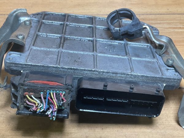 2011-2013 Scion TC Engine Control Module ECM ECU OEM 89661-21540 - Image 6