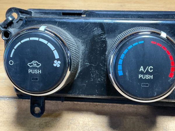 2011-2017 Jeep Compass Patriot Climate Control Temperature Unit 55111278AD - Image 3