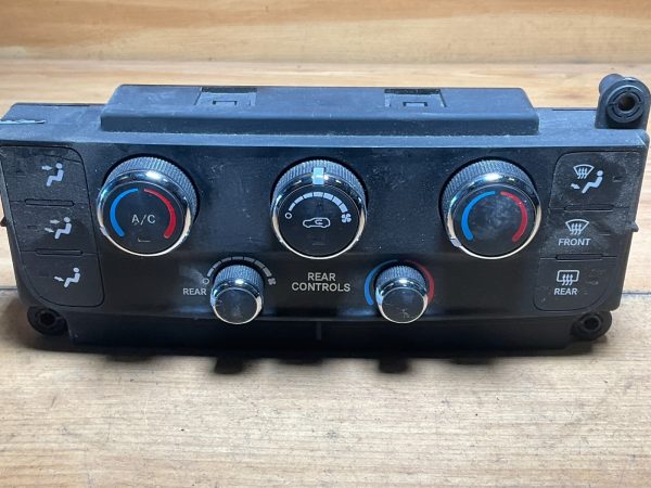 2011-2018 Dodge Grand Caravan Climate Control Temperature Unit OEM 55111240AC