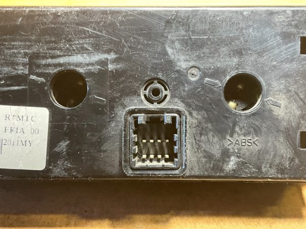 2011 Dodge Caravan Climate Control Module OEM 55111967AA - Image 3