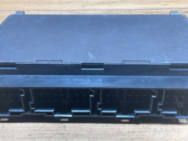 2011 Freightliner Cascadia Engine Computer Module ECM ECU A0024467902/001 - Image 6