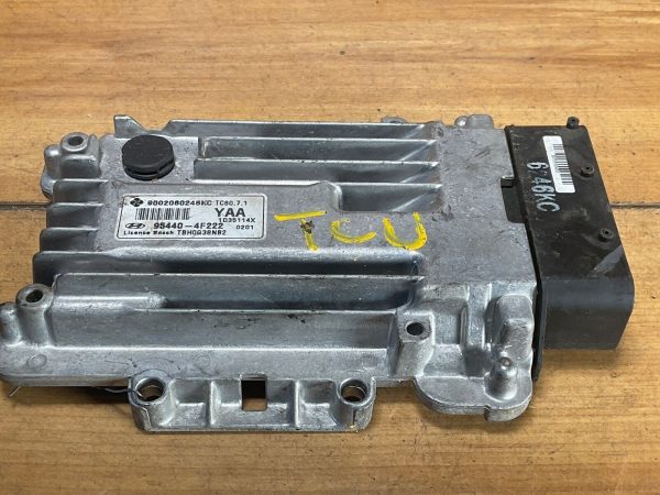 2012-14 Hyundai Genesis Transmission Control Module TCM  95440-4F222