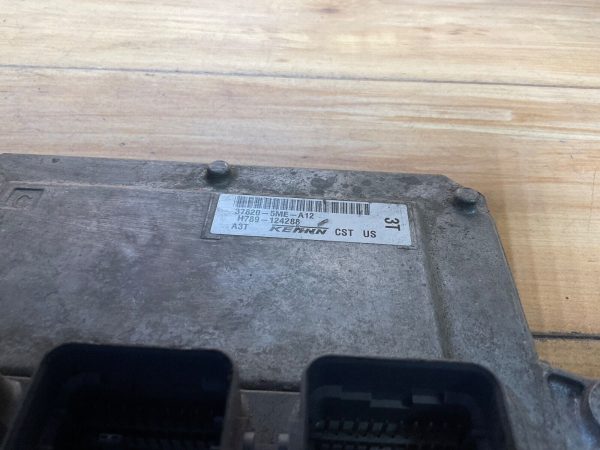 2012 Acura RDX Engine Computer Module  ECM ECU 37820-5ME-A12 - Image 4