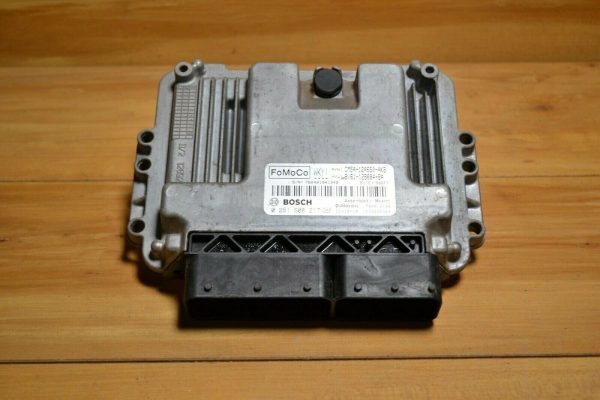 2012 Ford Focus 2.0L CM5A-12A650-AKB Engine Computer ECU ECM PCM NF