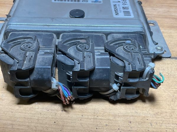 2013-15 Nissan Sentra Altima Engine Computer Module ECM ECU NEC010-014 - Image 4