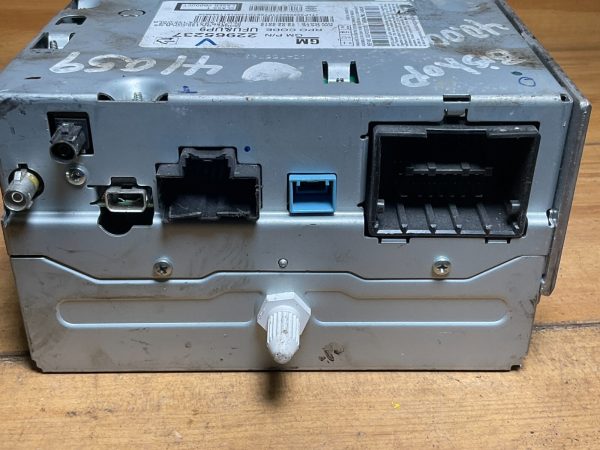 2013-2015 Chevrolet Camaro Radio Stereo Cd Mechanism Player 22965237 - Image 6