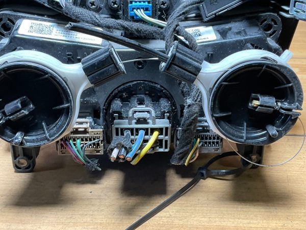 2013-2015 Chevrolet Trax Climate Temperature Control Unit OEM 95332716 - Image 7