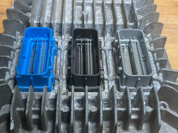2013-2016 Buick  Verano Engine Computer Module OEM ECM  ECU 12651807 - Image 4