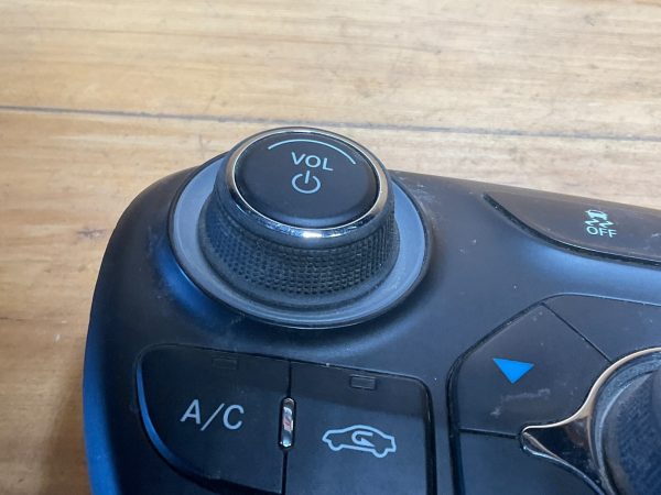 2013-2016 Dodge Dart Climate Control Temperature Unit 05091141AE - Image 3