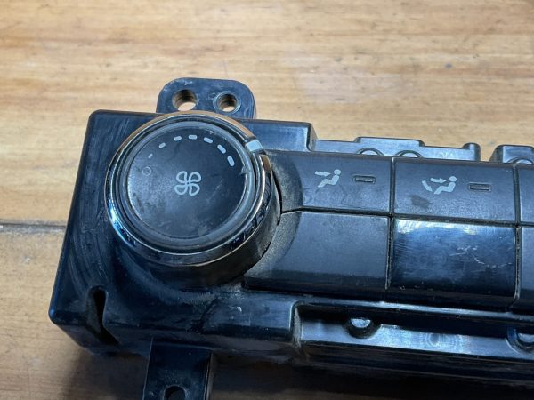 2013-2019 Ford Flex Rear Climate Temperature Controls Unit OEM DA8T-19980-CA - Image 3