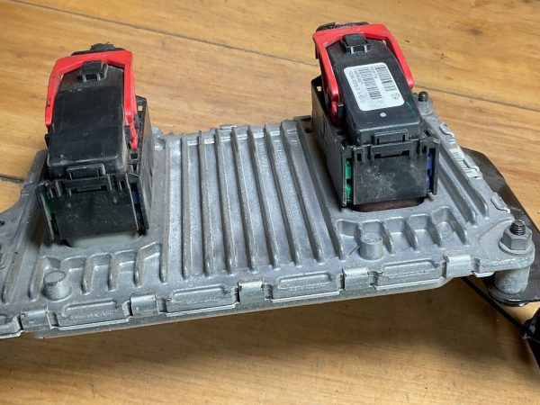 2013 Chrysler 300 Engine Computer Module ECU ECM 68171300AE