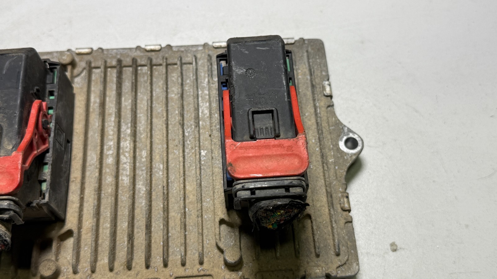 2013 Dodge Caravan Engine Computer 68161510AD 3.6L PCM ECM - Image 4