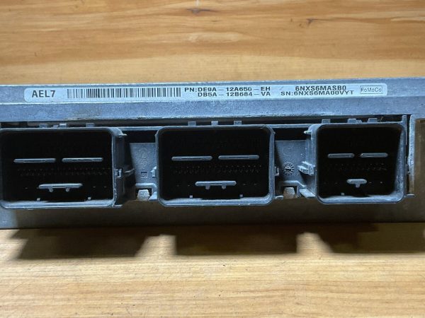 2013 Lincoln MKT 3.7L Engine Computer Module ECM ECU PCM DE9A-12A650-EH - Image 4