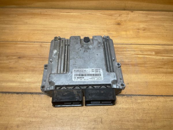 2013 Lincoln MKT Engine Computer Module ECU ECM PCM DA8A-12A650-KF