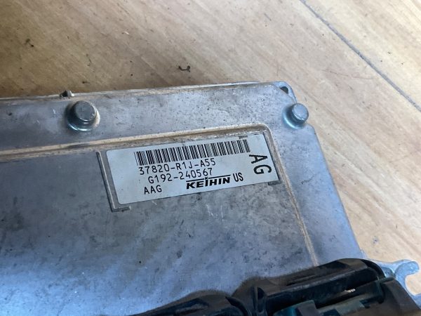 2014-15 Honda Civic  Engine Computer Module ECU ECM 37820-R1J-A55 - Image 5