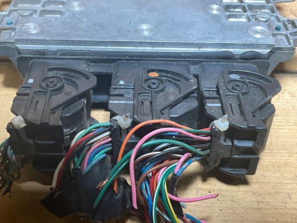 2014-18 Nissan Versa 1.6 Engine Control Module ECM ECU NEC980-028 - Image 4