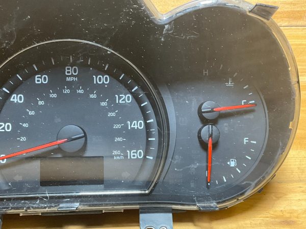 2014-2015 Kia Sorrento Instrument Speedometer Cluster 105k Miles 94004-1U610 - Image 5