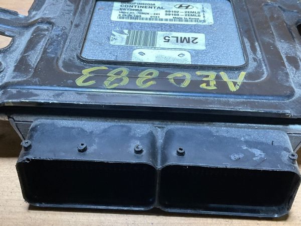 2014-2016 Hyundai Elantra  Engine Computer Module  39102-2EML5 - Image 4