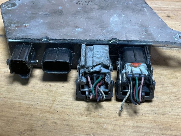2014-2016 Lexus  IS250  Air and Fuel Injection Driver Control  Module 89871-5301 - Image 5
