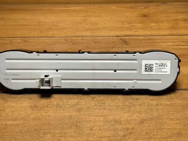 2014-2017 GMC Sierra Climate Control Unit OEM 23486621 - Image 5