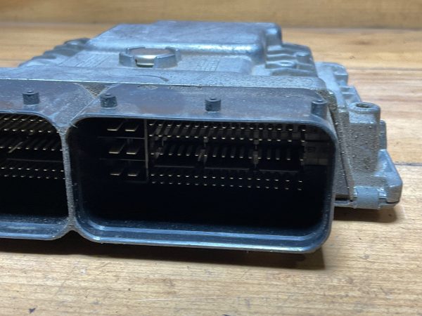 2014-2017 Volkswagen Jetta  Engine Computer Module ECU ECM 06K 907 425 - Image 4