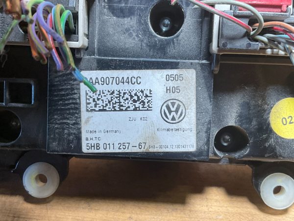 2014-2017 Volkswagen Tiguan Climate Control Temperature Unti  3aa907044cc - Image 6