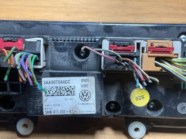 2014-2017 Volkswagen Tiguan Climate Control Temperature Unti  3aa907044cc - Image 7