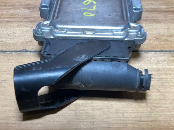 2014 Hyundai Genesis  Transmission Computer Module TCM TCU  95440-4F031 - Image 4