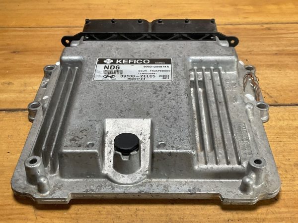 2014 Hyundai Tucson Engine Computer Module ECM ECU 39133-2ELC5